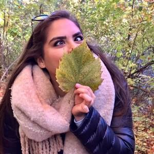 Meet your Posher, Brittney